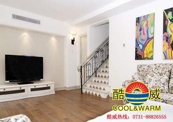 �Lɳ������{